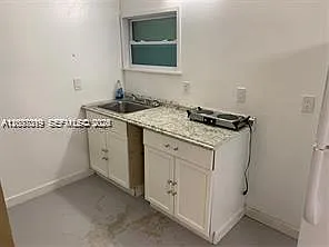 11882 SW 209th Ter — Photo 8
