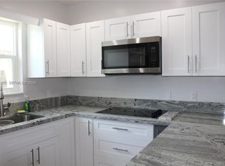 4035 E 2nd Ave, Hialeah, FL 33013