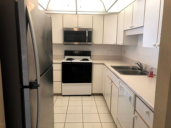 4th image of 1926 Ocean Shore Blvd #1120
