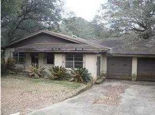 111 Davis Dr, Niceville, FL 32578