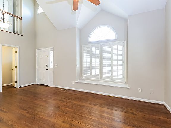 5th image of 4801 Bay Pines Ct