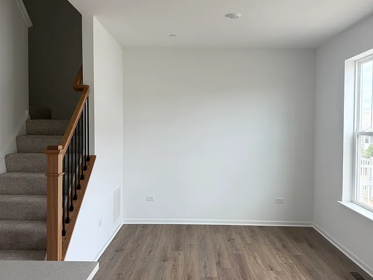 313 Settlers Pl — Photo 3
