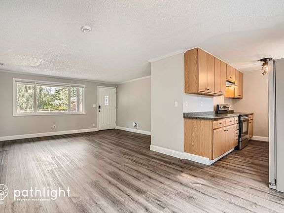 3rd image of 9519 NW 27th Ave