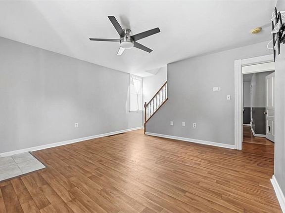 5th image of 2517 Wiese St