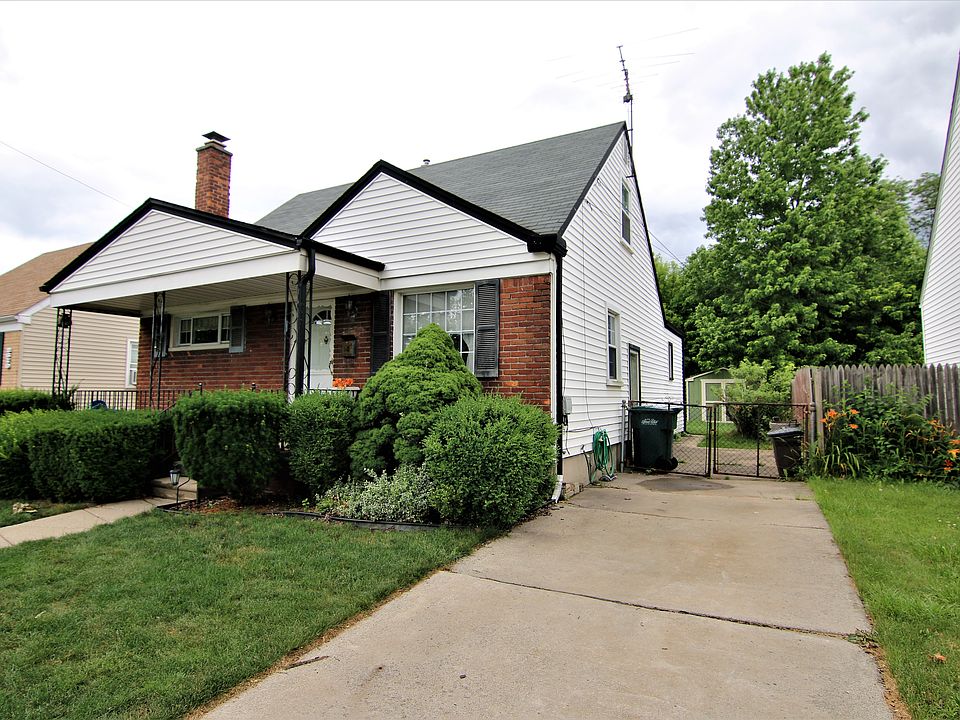 2nd image of 2666 Bailey Ave