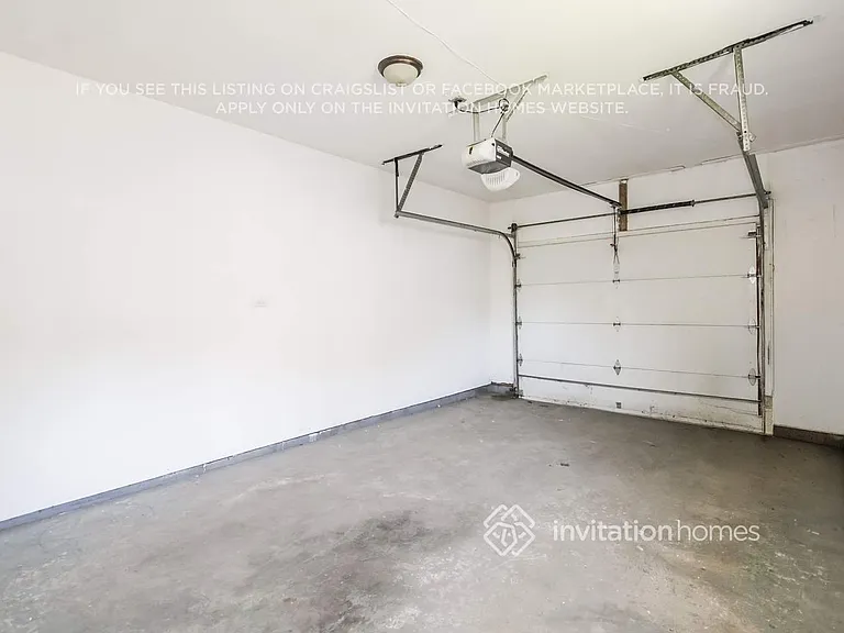 2401 Birch Ln — Photo 15