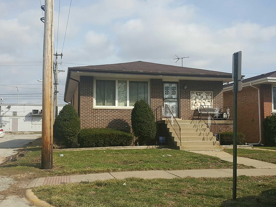 1st image of 275 Hoxie Ave