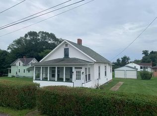 702 Olnhausen St, East Liverpool, OH 43920
