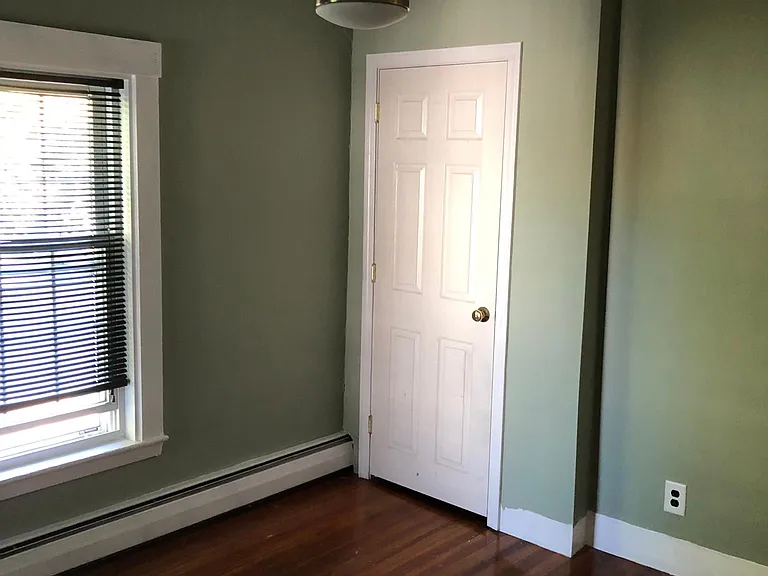 16 Gordon St #16B — Photo 6