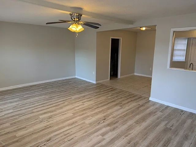 3 bed, 1.0 bath, 1184 sqft, $1,200 — Photo 3