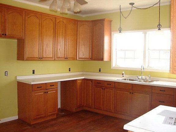 5th image of 570 Cabin Creek Dr