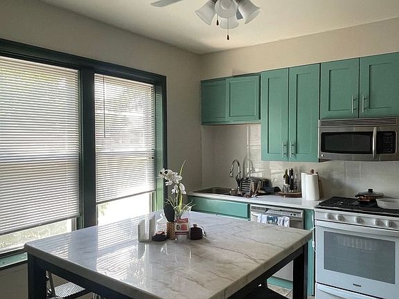 2nd image of 4259 W Kamerling Ave APT 2