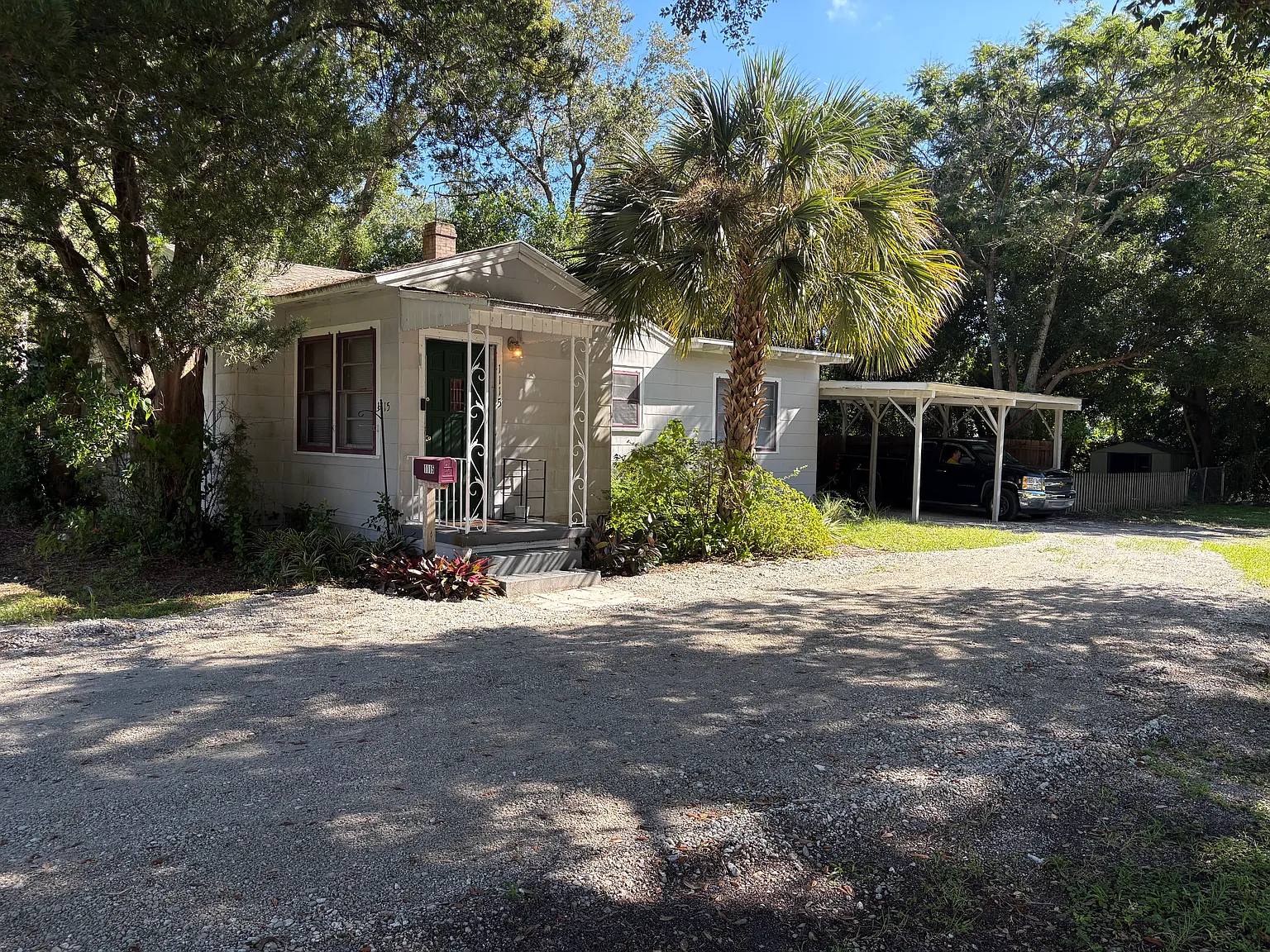 3 bed, 1150 sqft, $2,050 — Photo 4