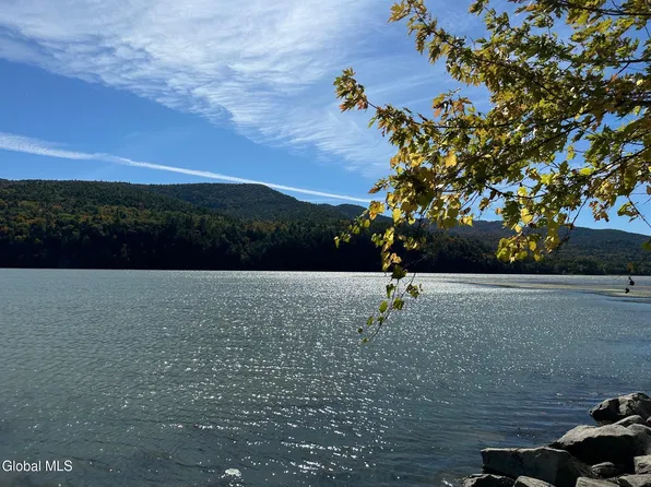 153 S Bay Road, Dresden, NY 12819