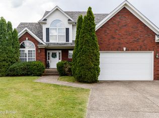 5521 Wilke Farm Ave, Louisville, KY 40216
