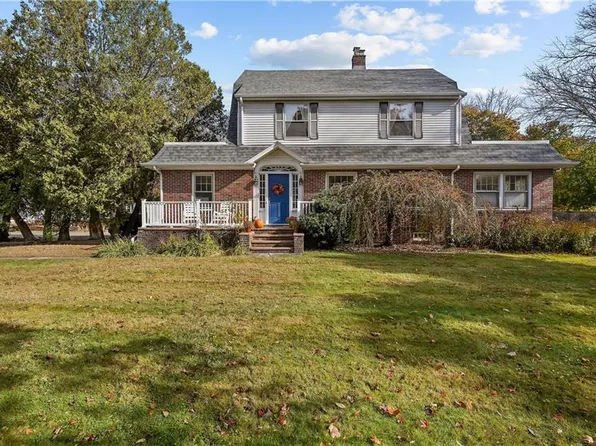 1699 Old Louisquisset Pike, Lincoln, RI 02865