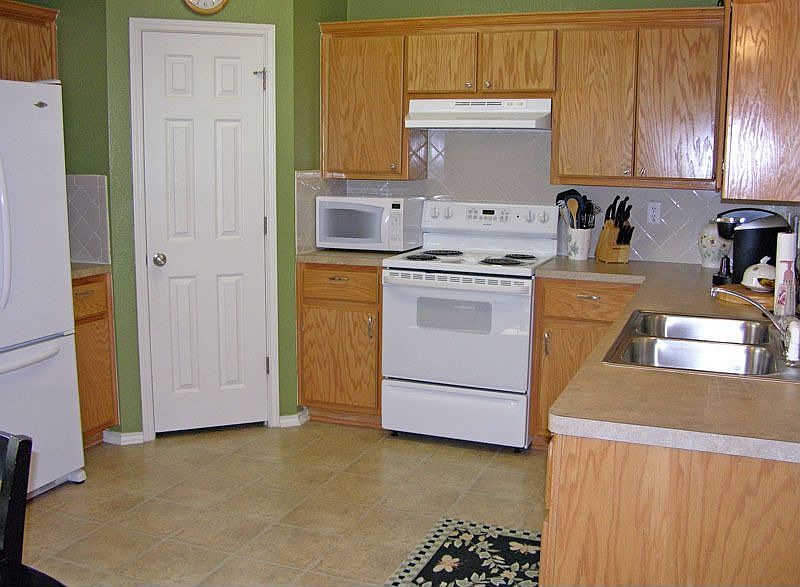 1st image of 3107 Redbud Dr
