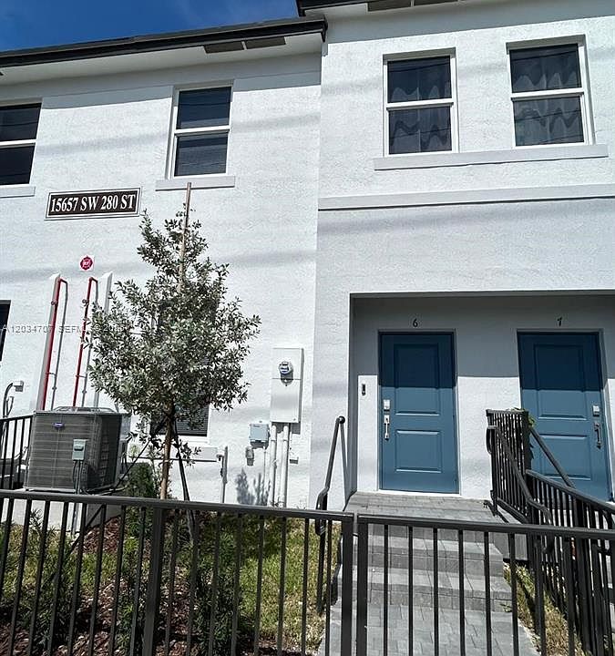 1st image of 15616 SW 280th St