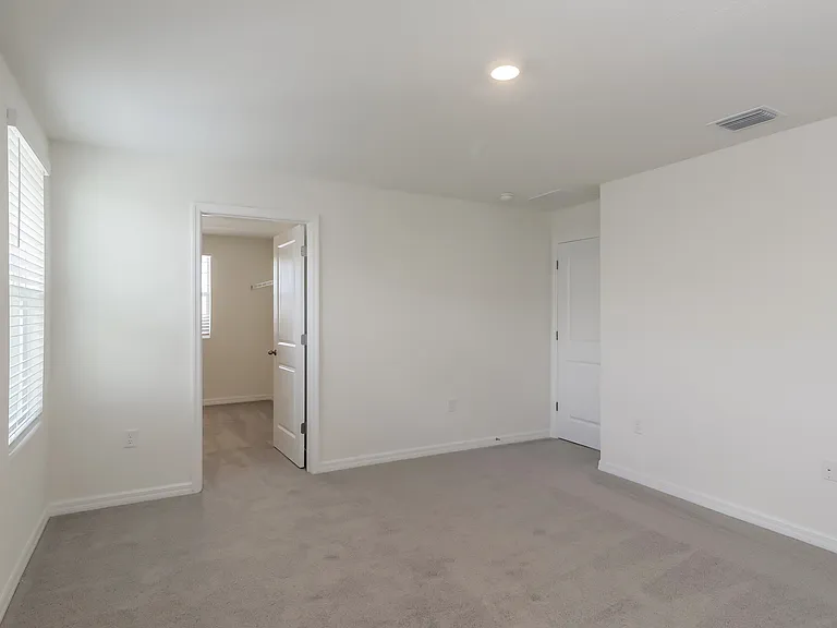 477 Sunlit Coral St — Photo 7