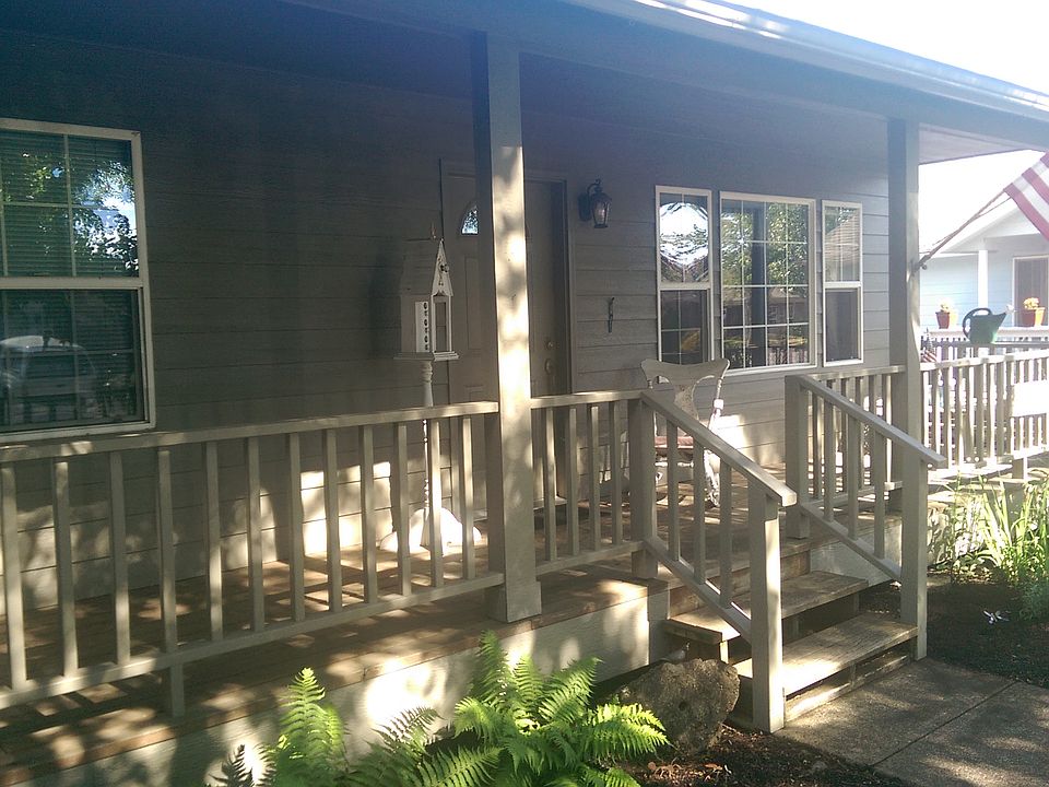 2nd image of 887 S 46th St