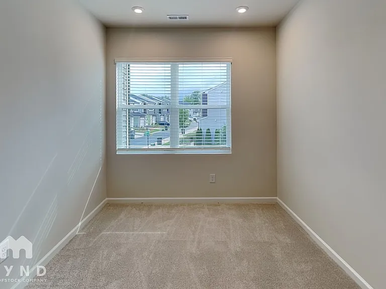 6005 Longar Ln #- — Photo 6