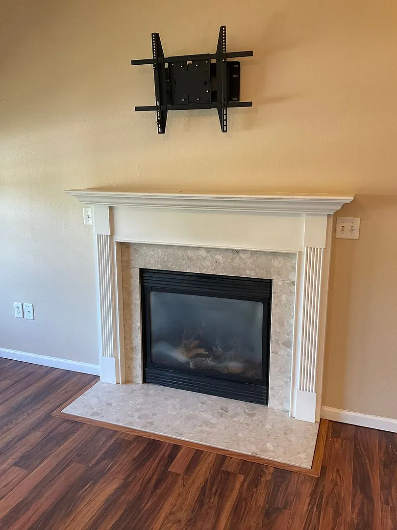 10907 Upland Terrace — Photo 3