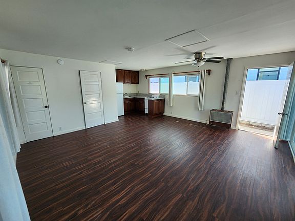 2nd image of 808 1/2 El Redondo Ave