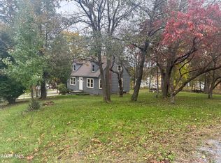 2967 Gwin Rd, Altoona, PA 16601