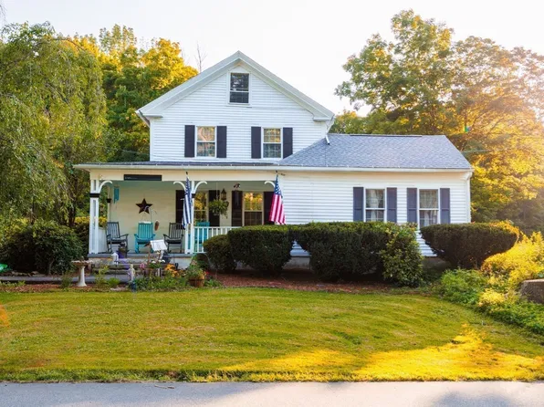 33 Coldbrook Rd, Oakham, MA 01068