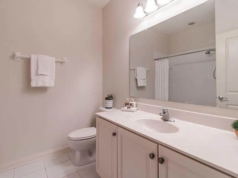7518 Acela St — Photo 10