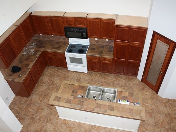 5th image of 23676 W La Vista Cir