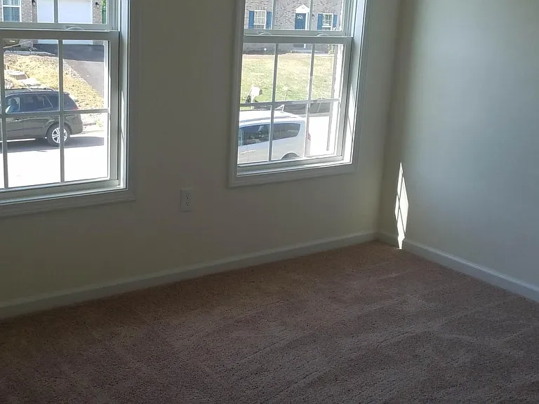 112 Oak Meadow Ln — Photo 41