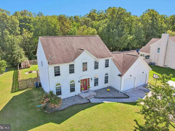 2245 Gettysburg Dr, Vineland, NJ 08361