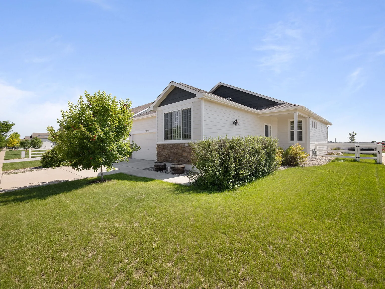 2202 Thoreau Drive - 1 — Photo 3