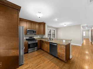 2-Bedroom Gem in Oak Park Historic District, Oak Park, IL 60304