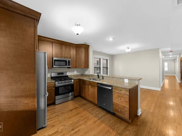 107 W Harrison St Unit 3E, Oak Park, IL 60304