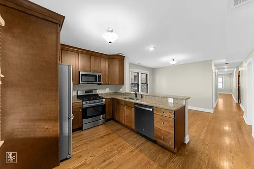 109 Harrison St #2W Photo 1