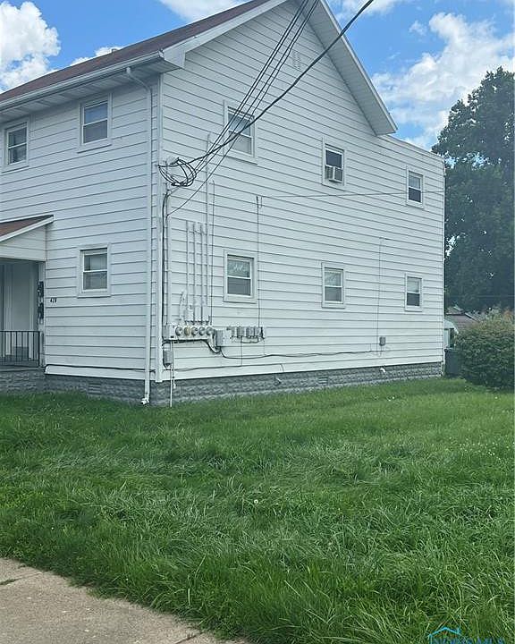 2nd image of 420 Barker St