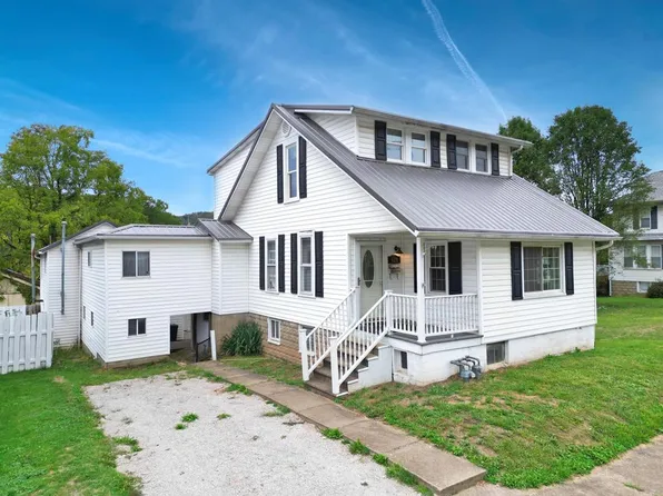 628 4th Street, New Martinsville, WV 26155