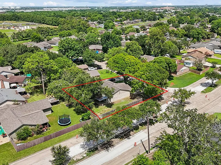 11503 Gnarlwood Dr — Photo 17