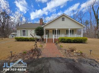 256 Georgewoods Dr, Dallas, NC 28034