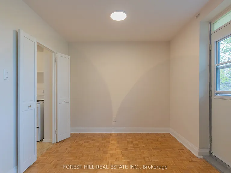 32 Clayland Dr #301 — Photo 5