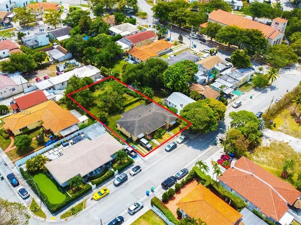 1225 SW 11th Ave, Miami, FL 33129