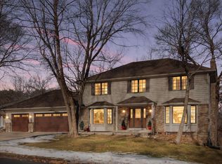 11362 Burr Ridge Ln, Eden Prairie, MN 55347