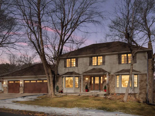 11362 Burr Ridge Ln, Eden Prairie, MN 55347