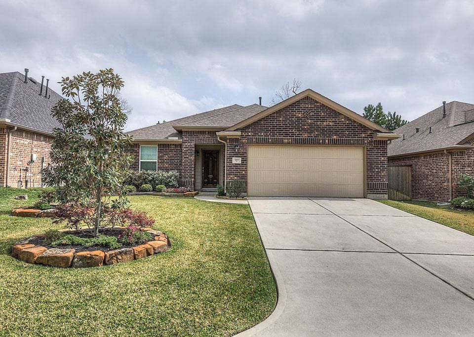 1st image of 143 Forest Heights Ln