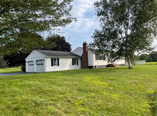 100 River Rd, Windham, ME 04062