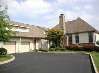 19 Seminole Ct #2, Newton, NJ 07860