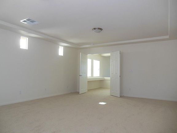 5th image of 8135 Hunter Hill Ct