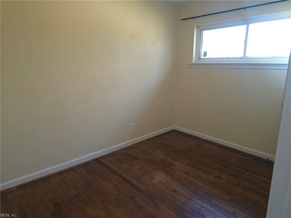 4th image of 618 Beach View St